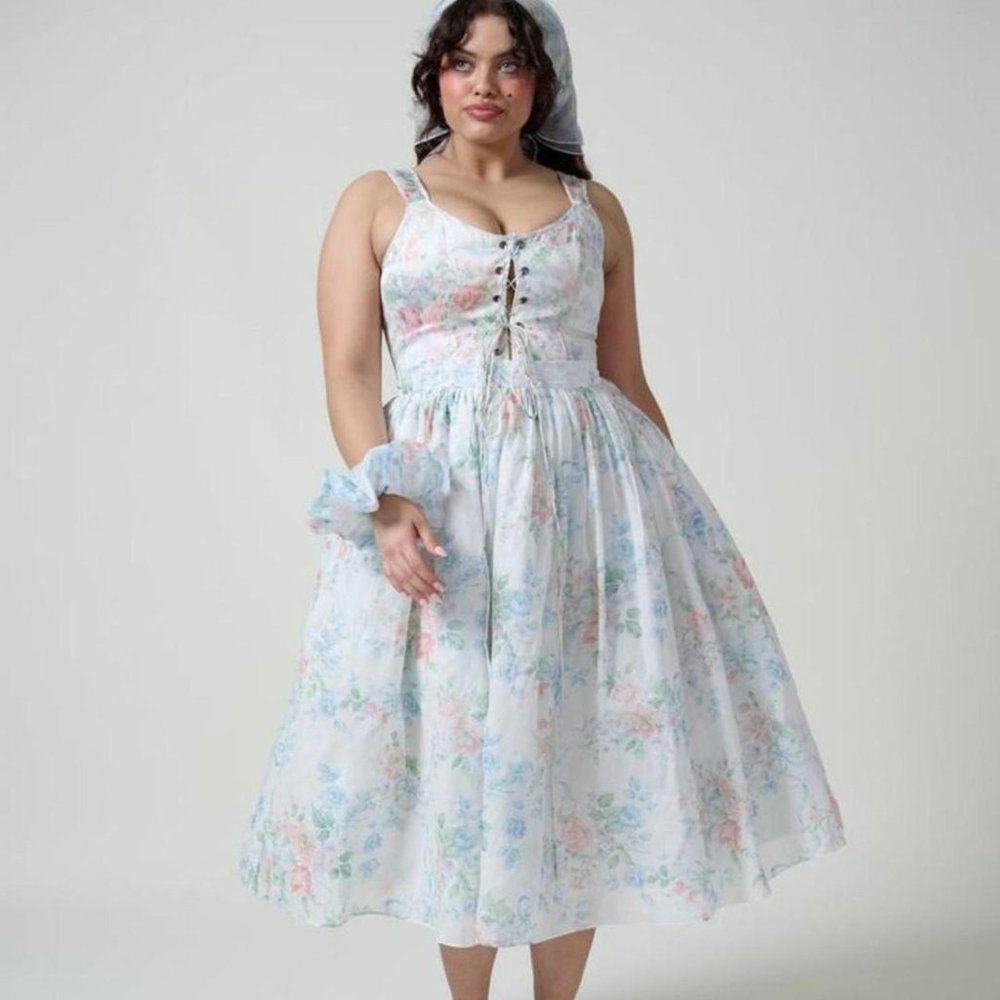 BNWT Selkie Mrs. Darcy Aurora Skirt - L